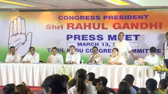 "நாட்டை நாக்பூரிலிருந்து கட்டுப்படுத்த நினைக்கிறார்கள்": ராகுல் காந்தி