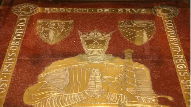 Надгробная плита Роберта Брюса