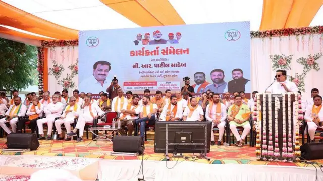 કિરીટ પટેલ, ગોપાલ ઇટાલિયા, ભાજપ, આમ આદમી પાર્ટી, વીસાવદર, બીબીસી ગુજરાતી 