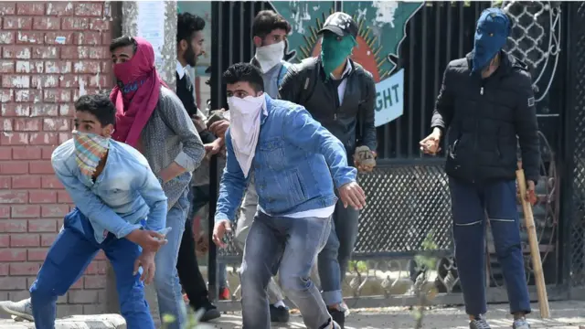 سرینگر میں طلبا کا احتجاج