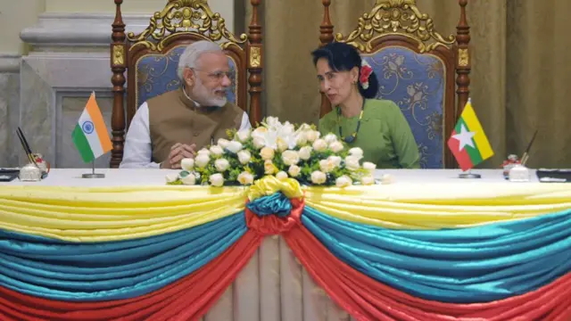 नरेंद्र मोदी