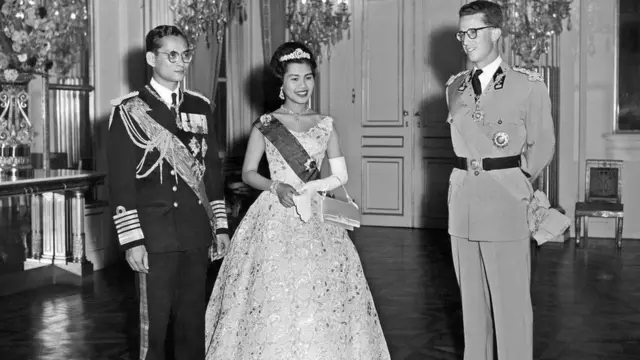 राजा भूमिबल अदुल्यदेज