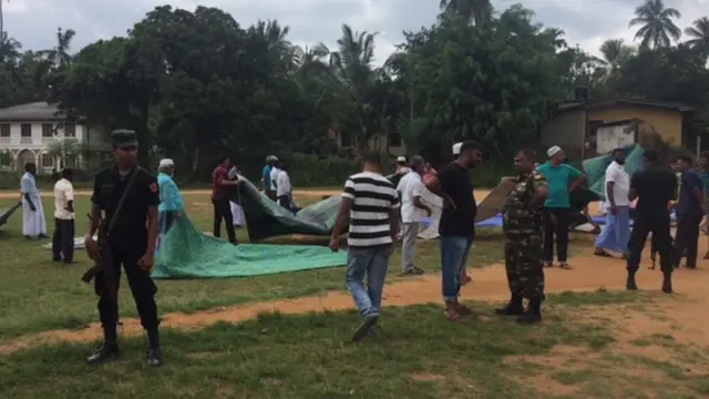 හමුදා රැකවරණ