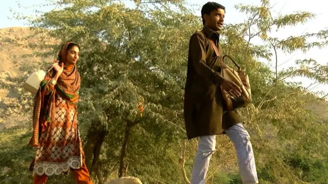 شاہ نورانی مزار