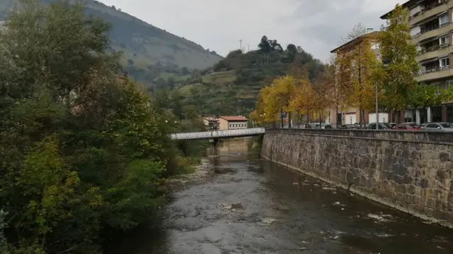 Río en el País Vasco