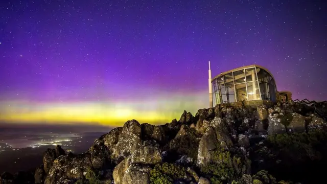 Aurora Australis можно наблюдать по всей Тасмании - главное, чтобы ничего не заслоняло от вас южный горизонт
