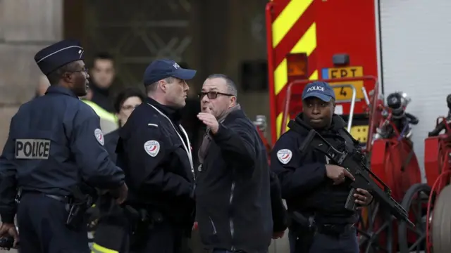 رجال الأمن الفرنسي