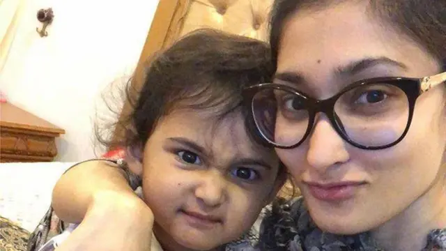 অ্যালাইনা হাসান অব্রি ও উম্মে আহমেদ শিশির