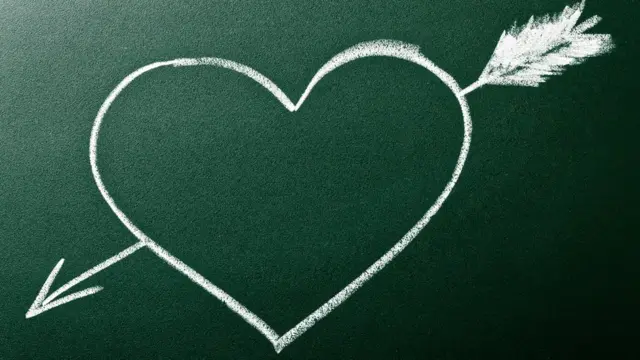 Сердце, пронзенное стрелой