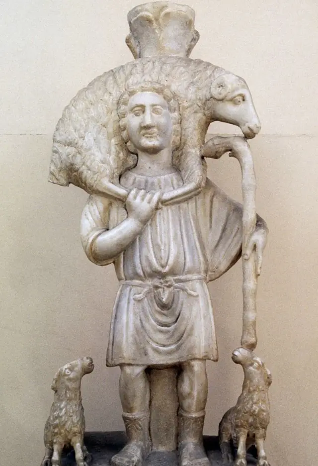 Статуэтка "Добрый пастырь" из Музея греко-римской истории в Александрии