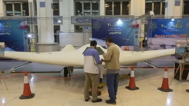 "Шахед-171" - копія американського RQ-170 Sentinel. "Шахед-191" - зменшена версія цього дрону