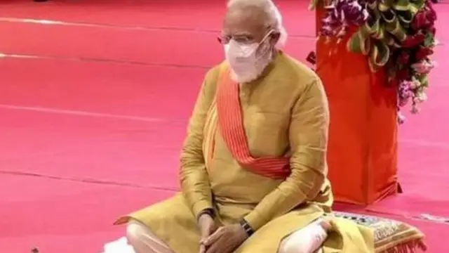 नरेंद्र मोदी