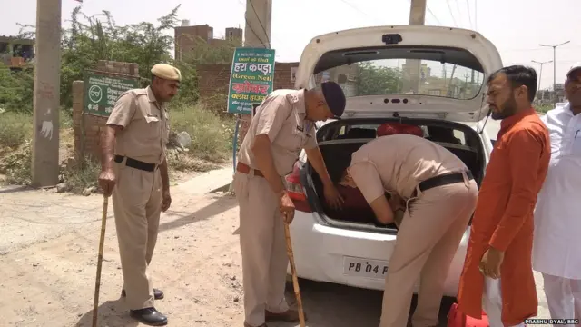 ਡੇਰਾ ਸਿਰਸਾ, ਚੈਕਿੰਗ