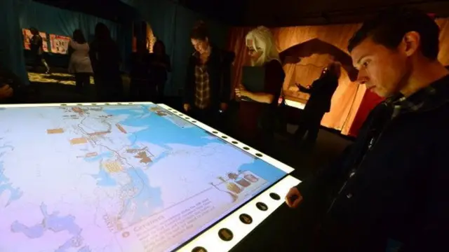 பட்டுப்பாதை தொடர்பாக அமெரிக்காவில் நடந்த ஒரு கண்காட்சியில் இடம் பெற்ற வரைபடம்