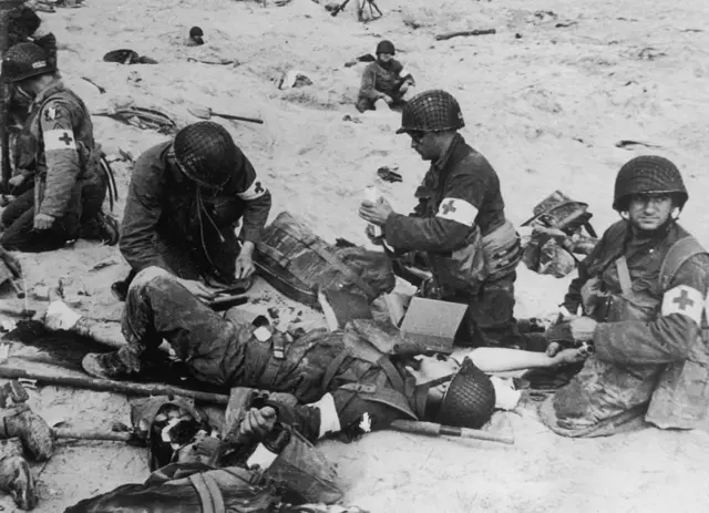 Раненые в Нормандии