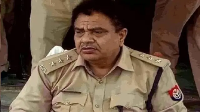 મૃત્યુ પામેલા પોલીસ અધિકારી દેવેન્દ્ર મિશ્ર