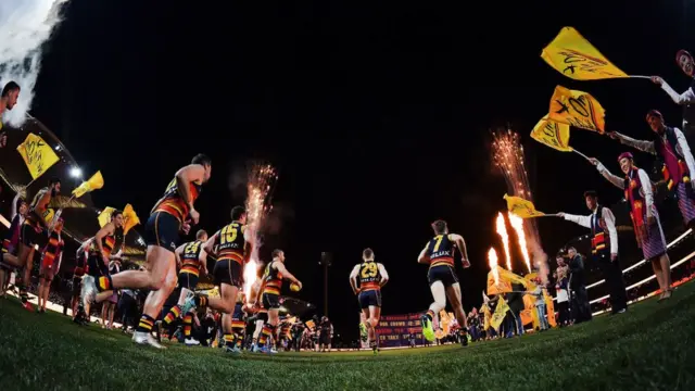 அடிலெய்டு மைதானத்தில் பூர்வக்குடிகளுக்கு மறுக்கப்பட்ட நுழைவுச் சீட்டு