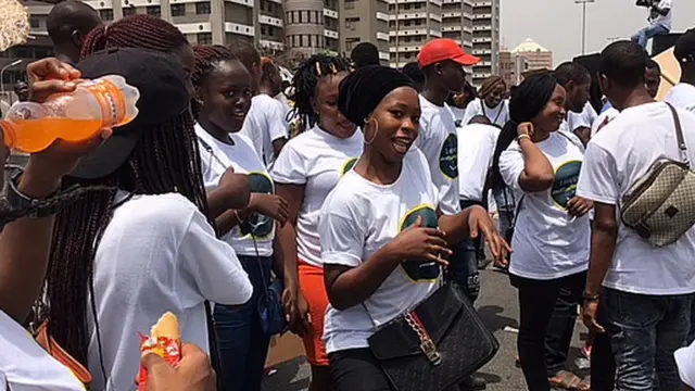 Youth dey dance during protest in Abuja
