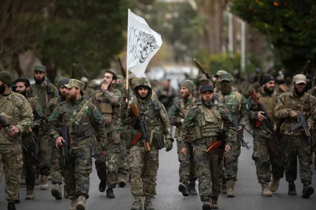 ဆီးရီးယားကို အုပ်ချုပ်နေတဲ့ HTS အစ္စလာမ္မစ်အုပ်စုက တပ်ပြန်ဖွဲ့