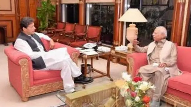 عمران خان اور عشرت حسین