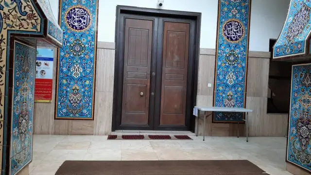 Wọn ko ṣi ilẹkun Mọṣalaaṣi An-nur rara, debi ti awọn eniyan o wa a kirun.