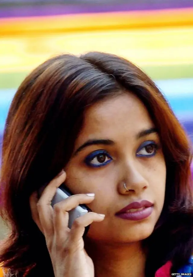 फ़ोन पर बातचीत