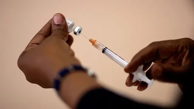 वैक्सीन