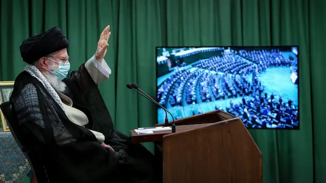 دیدار مجازی خامنه ای با نمایندگان مجلس