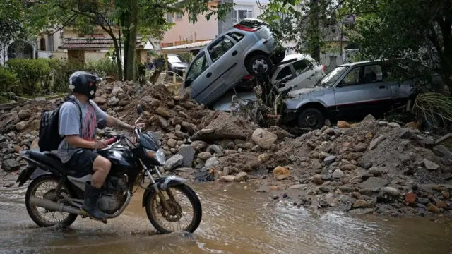 Destrozos por las fuertes lluvias en Petrópolis