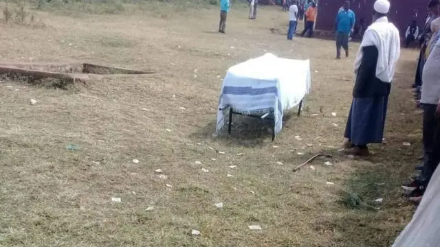 Barataa Anuwaar Tasfaayee barataa yuunvarsiitii Diillaatti du'ee argame.