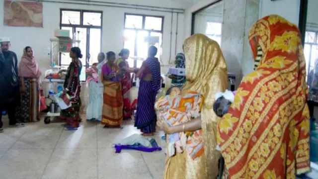বাংলাদেশের একটি সরকারি হাসপাতালে শিশুদের ওয়ার্ড