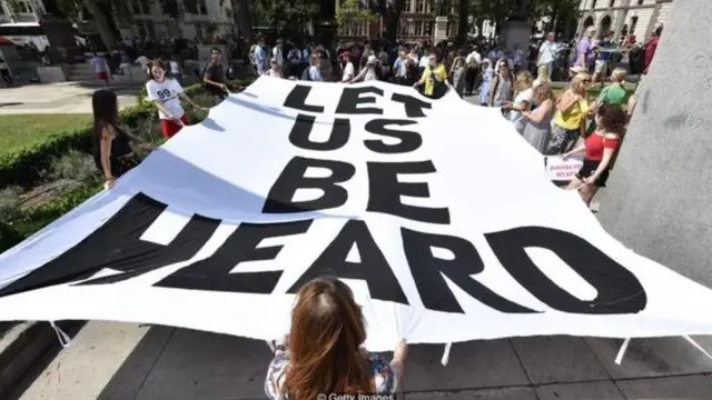 कैसे कुछ लोगों के विचार एक देश का भविष्य तय कर रहे हैं