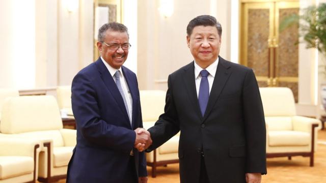 谭德塞与中国国家主席习近平见面期间，多次赞赏中方的防疫工作。