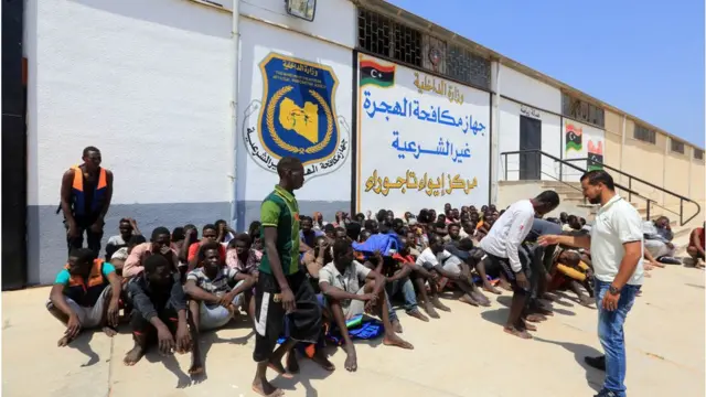 مهاجرون غير شرعيون