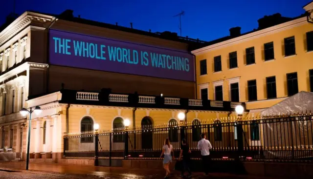 Vista del palacio presidencial en Finlandia.
