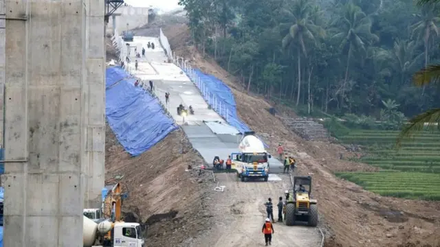 jembatan kenteng, mudik, salatiga, kartasura