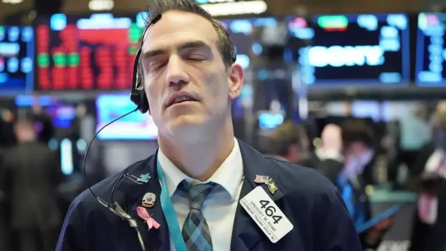 شیوع کرونا باعث سقوط شاخص بازارهای سهام شده است