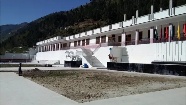 મલાલાના નોબેલ પુરસ્કારથી બનેલી સ્કૂલ