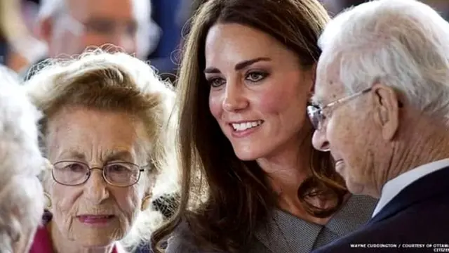 جارج اور جین کیتھرین کے ساتھ