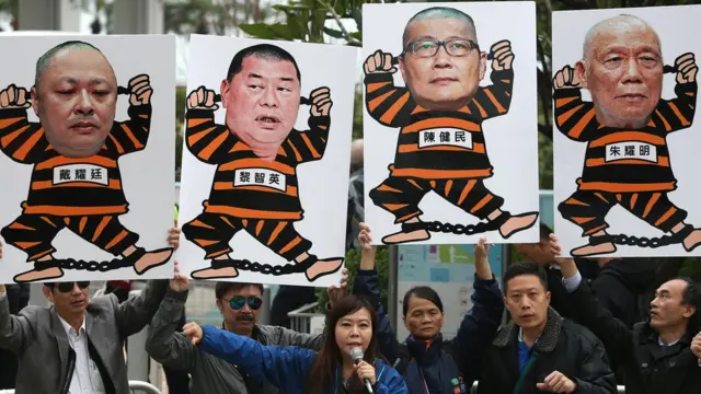 建制派由佔中提出之時便大聲反對，認為公然違法不能接受。