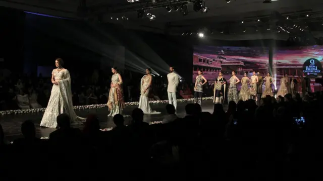 لاہور فیشن ویک