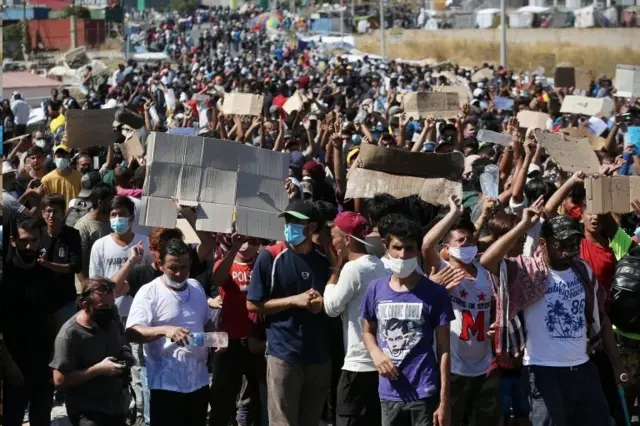 پناهجویان معترض