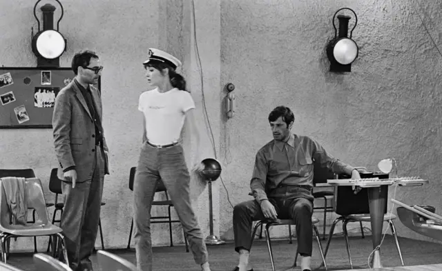 با ژان پل بلموندو و آنا کارینا سر صحنه‌ پیرو خله