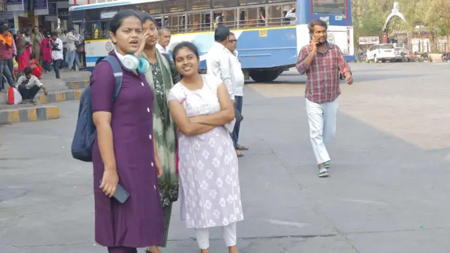 తెలంగాణ, టీజీఎస్‌ఆర్టీసీ, ప్రయాణికుల ఇబ్బందులు