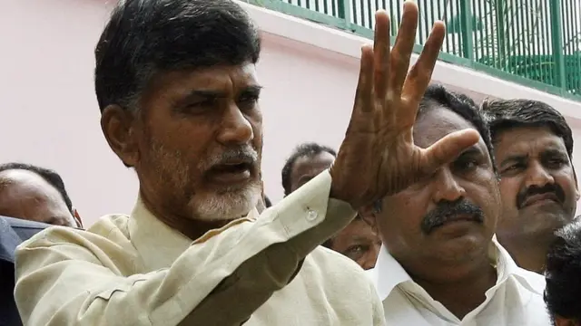 ஆந்திர முதலமைச்சர் சந்திரபாபு நாயுடு தெலங்கானாவில் காங்கிரசுடன் கூட்டணி அமைத்துள்ளார்