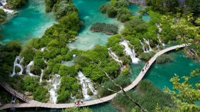 க்ரோஷியா