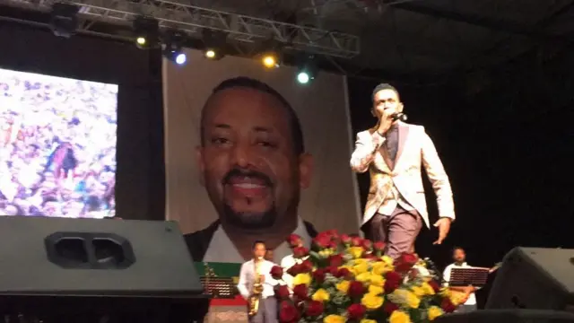 Hacaaluu Hundeessaa waltajjiirra