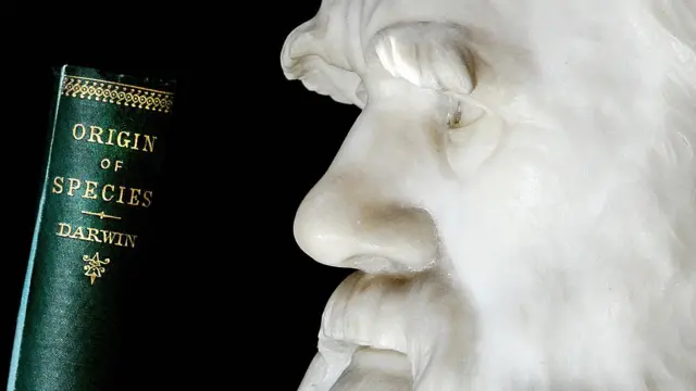 চার্লস ডারউইন ও তার বিখ্যাত বই