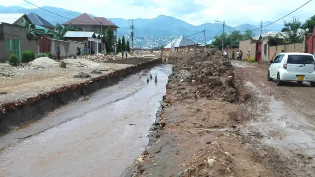 Hamwe mu hakozweko n'imyuzure mu Carama