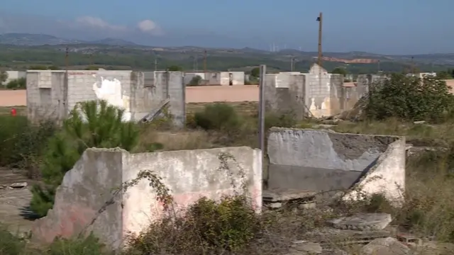 صورة لجزء من مخيم ريفزالت